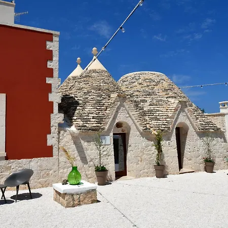 Lamarossa Trulli & Suites-3