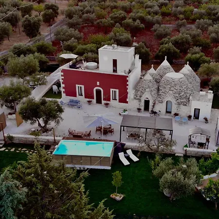 Lamarossa Trulli & Suites-2
